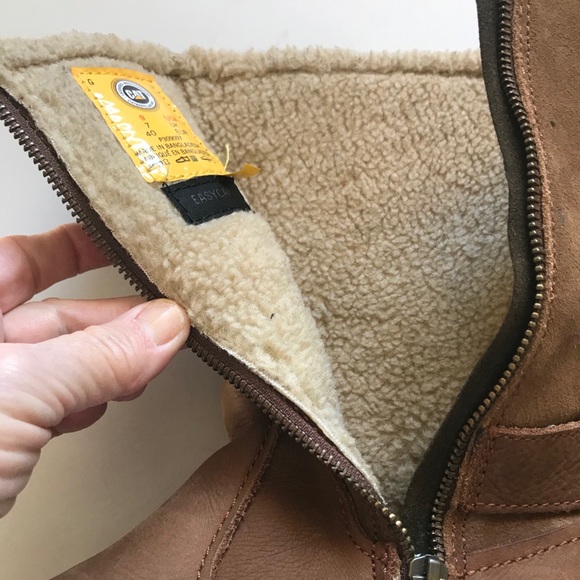 Caterpillar “CAT” Brown Suede Boots Sherpa Lined - Picture 15 of 15